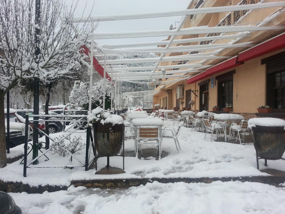 Hostal Restaurante Los Bronces Riópar المظهر الخارجي الصورة
